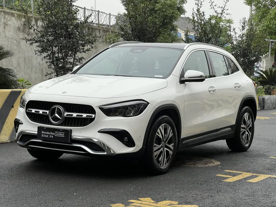 Mercedes-Benz GLA 2024