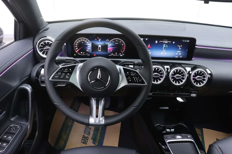 Mercedes-Benz Mercedes Benz A Class A 180 L 2025 — миниатюра 5
