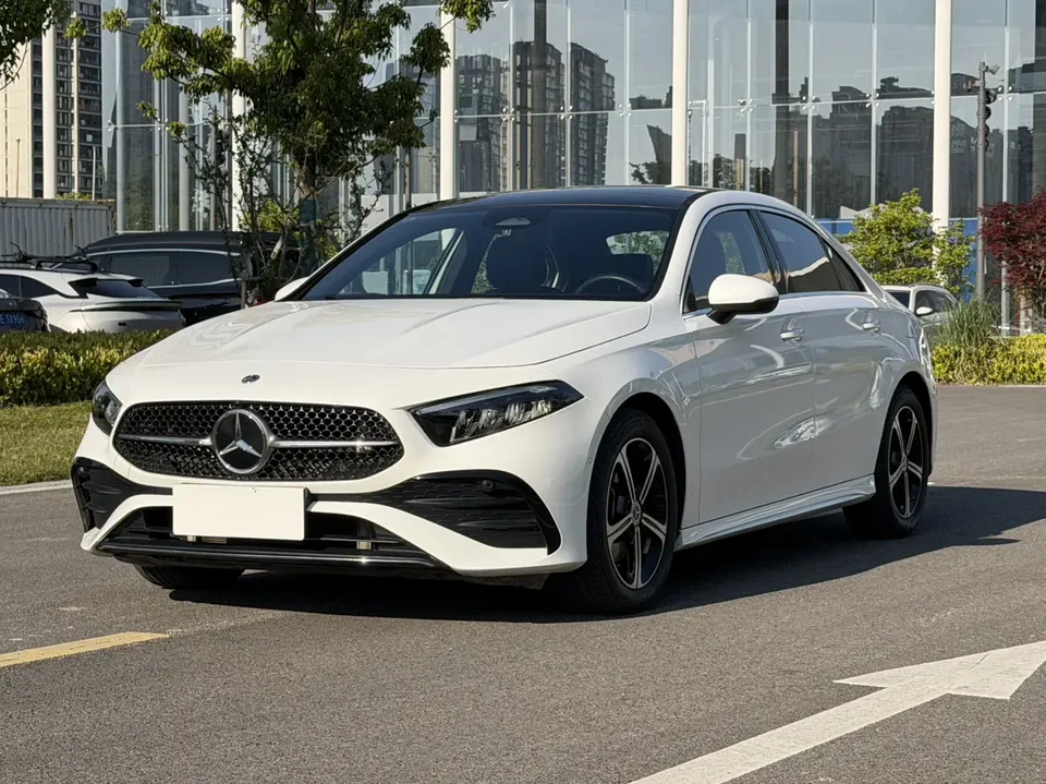 Mercedes-Benz Mercedes Benz A Class 2024