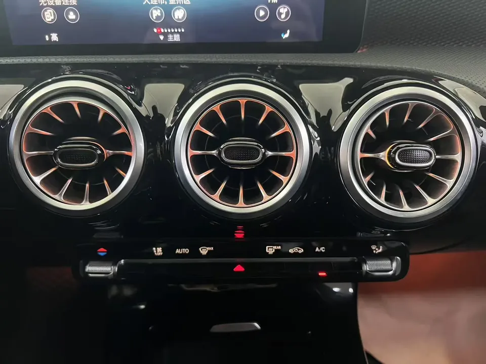 Mercedes-Benz Mercedes Benz A Class Mercedes-Benz A-Class 2022 A 200 L sports sedan dynamic version 2022 — миниатюра 5