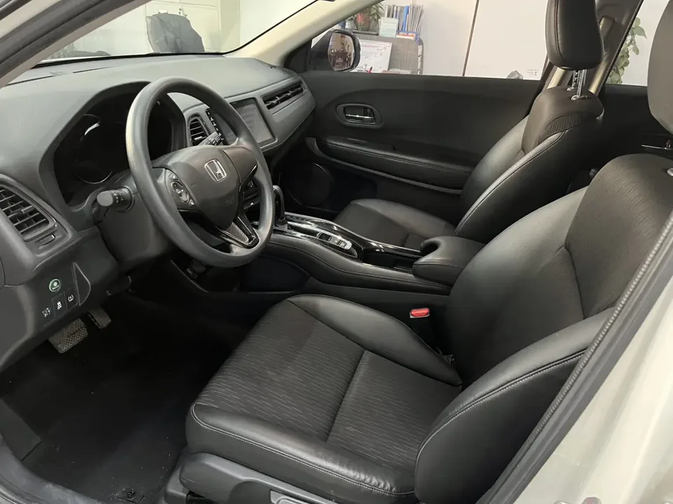 Honda VEZEL 2022 VIZI 1.5L CVT Phantom Night Pioneer Edition 2022 — миниатюра 5