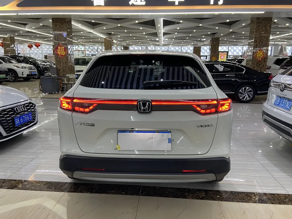 Honda VEZEL 1.5L CVT technology version 2023 — миниатюра 2