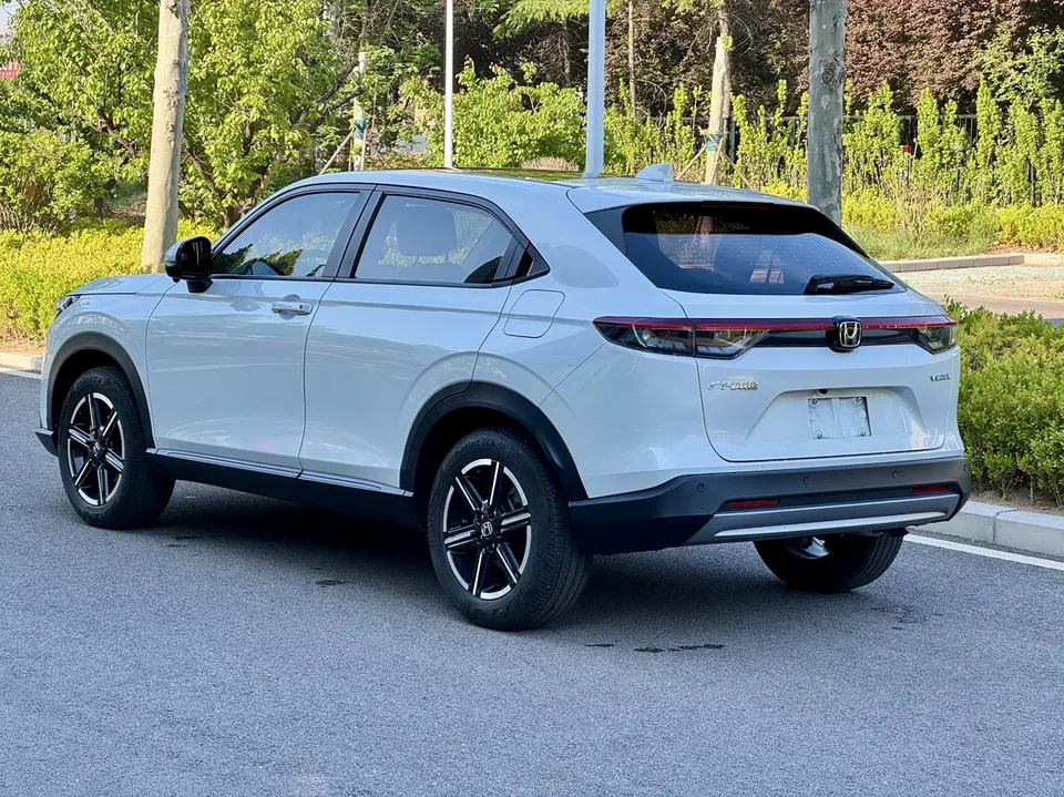 Honda VEZEL 1.5L CVT technology version 2023 — миниатюра 2