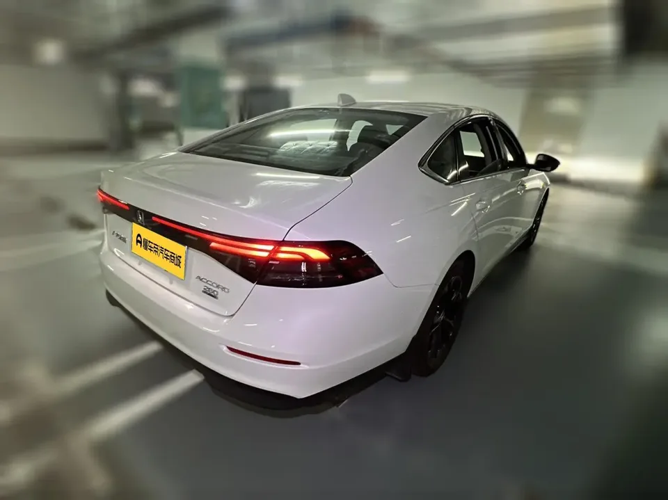 Honda Accord Accord 2025 RuiT-Motion 260TURBO Luxury Edition 2024 — миниатюра 4