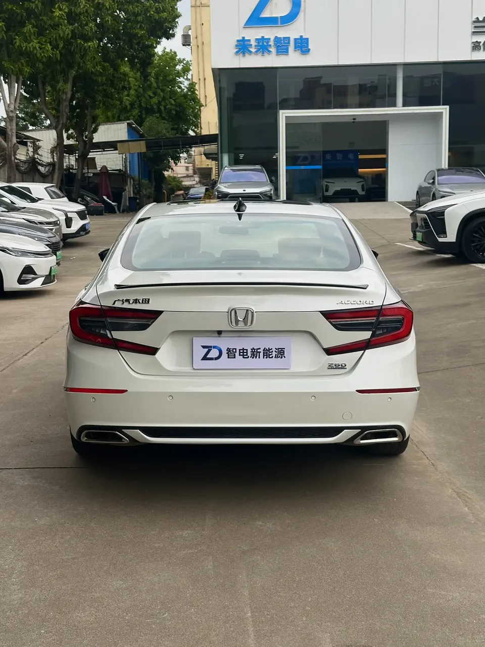 Honda Accord 2022 Accord 260TURBO Fantasy Night Premium Edition 2022 — миниатюра 4