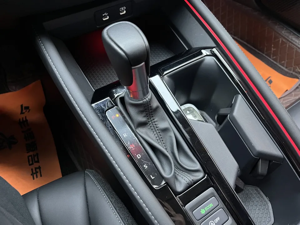 Honda Accord RuiTong 260TURBO Smart Edition 2024 — миниатюра 5