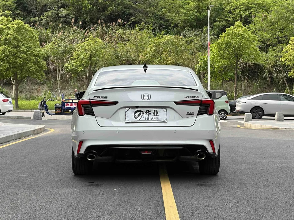 Honda Integra 240TURBO CVT Technology Edition 2023 — миниатюра 2