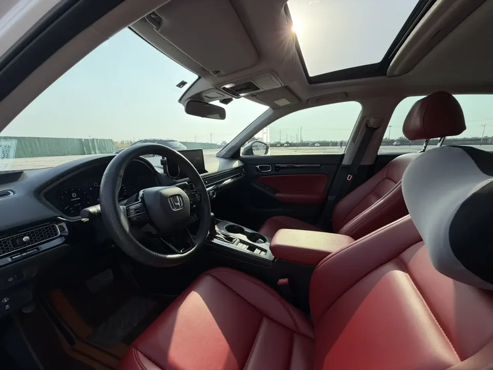 Honda Integra Style 2022 Stylish 2022 240TURBO CVT Fantasy NightLuxury Edition 2022 — thumbnail 2