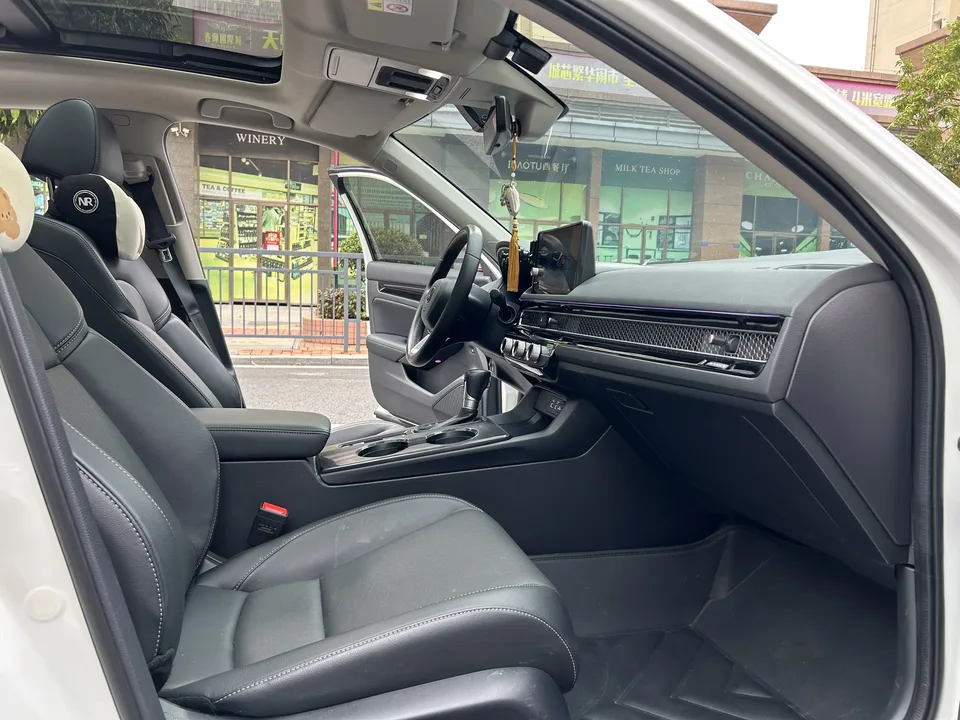 Honda CIVIC Civic 240TURBO CVT Power Control C-position Customer Special Edition 2024 — миниатюра 5