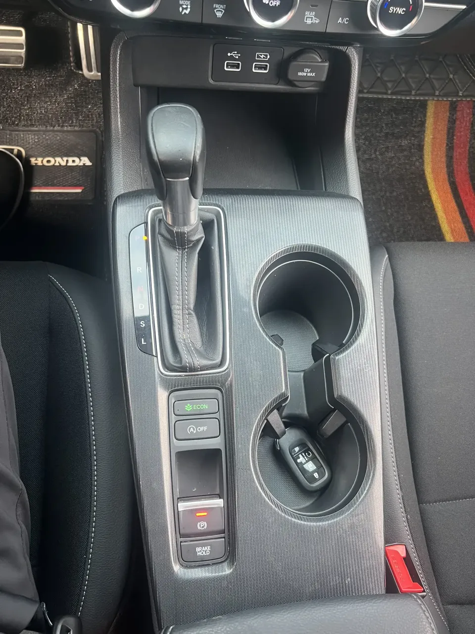 Honda CIVIC 2022 Civic 240TURBO CVT Ignition Edition 2022 — миниатюра 4