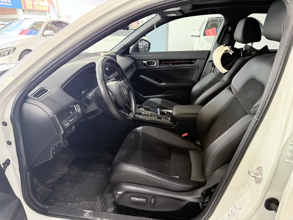 Honda CIVIC 2022 Civic 240TURBO CVT Ignition Edition 2022 — миниатюра 5