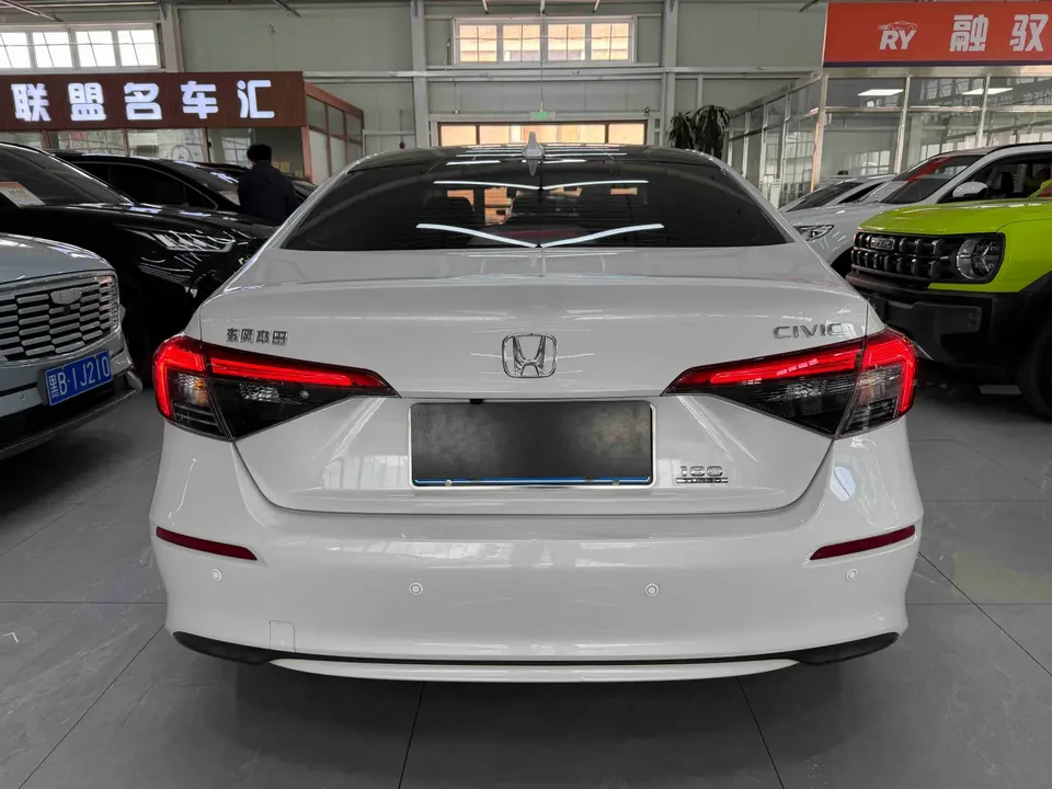 Honda CIVIC 2022 Civic 180TURBO CVT Shangqing Edition 2022 — миниатюра 2