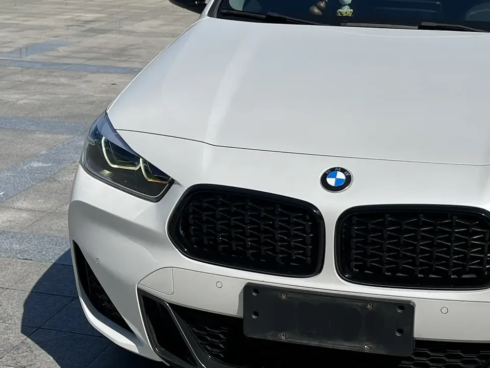 BMW X2 BMW X2 2023 sDrive25i M Sport Night Edition 2023 — миниатюра 3