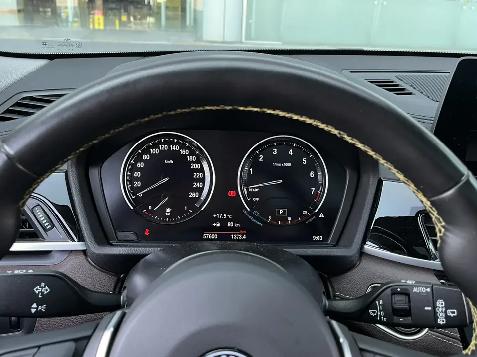 BMW X2 BMW X2 2023 sDrive25i M Sport Night Edition 2023 — миниатюра 4