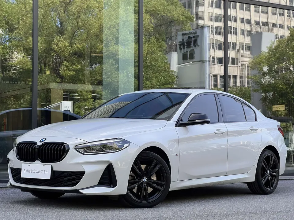 BMW 1 Series 2023