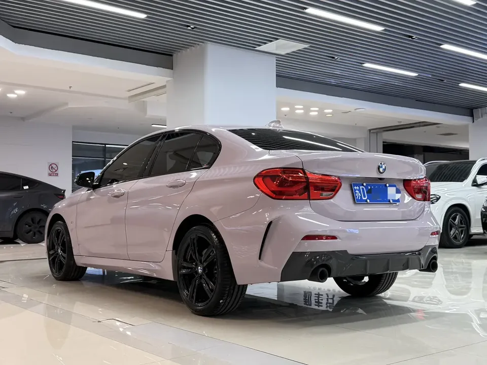 BMW 1 Series BMW 1 Series 2023 125i M Sport Night Edition 2023 — thumbnail 4