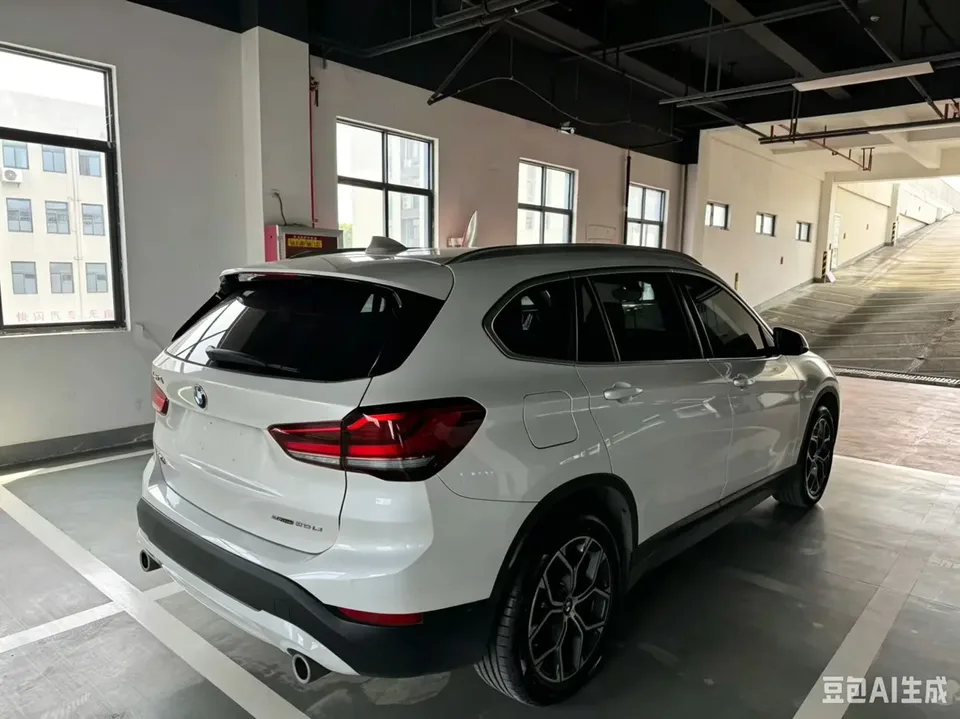 BMW X1 X1 2022 BMW X1 2022 sDrive25Li Leading Edition 2023 — thumbnail 2