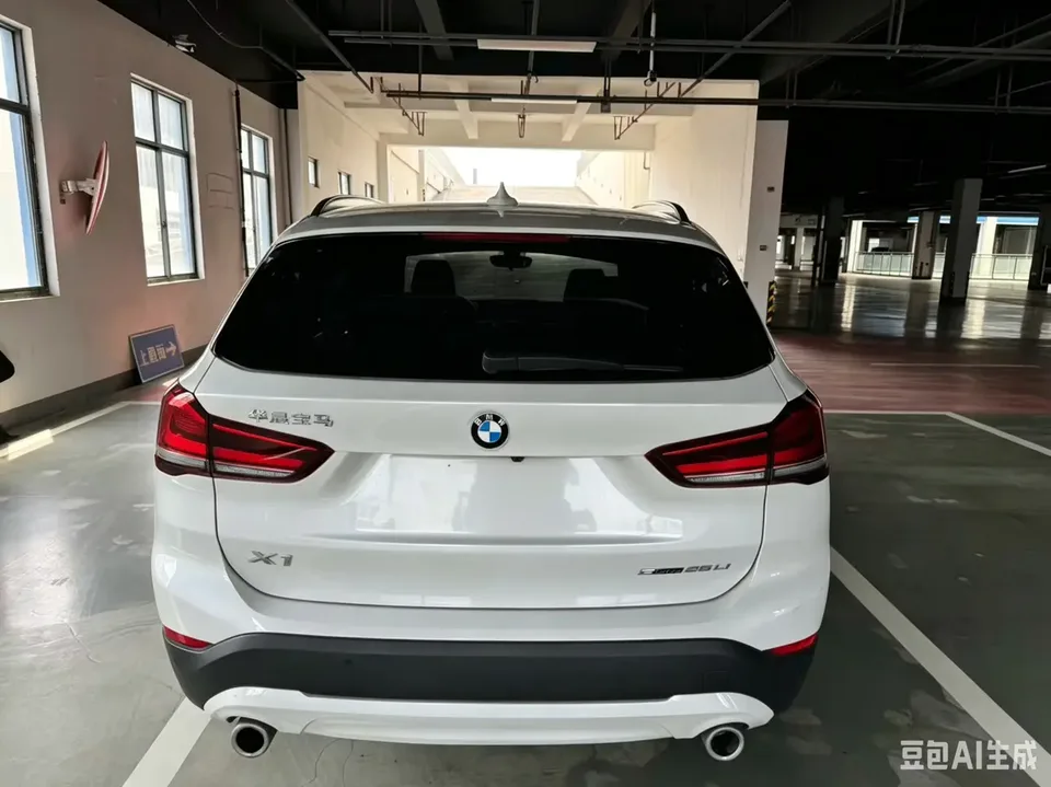 BMW X1 X1 2022 BMW X1 2022 sDrive25Li Leading Edition 2023 — thumbnail 4