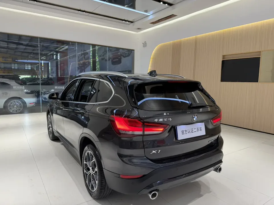 BMW X1 X1 2022 BMW X1 2022 sDrive25Li Leading Edition 2023 — thumbnail 5