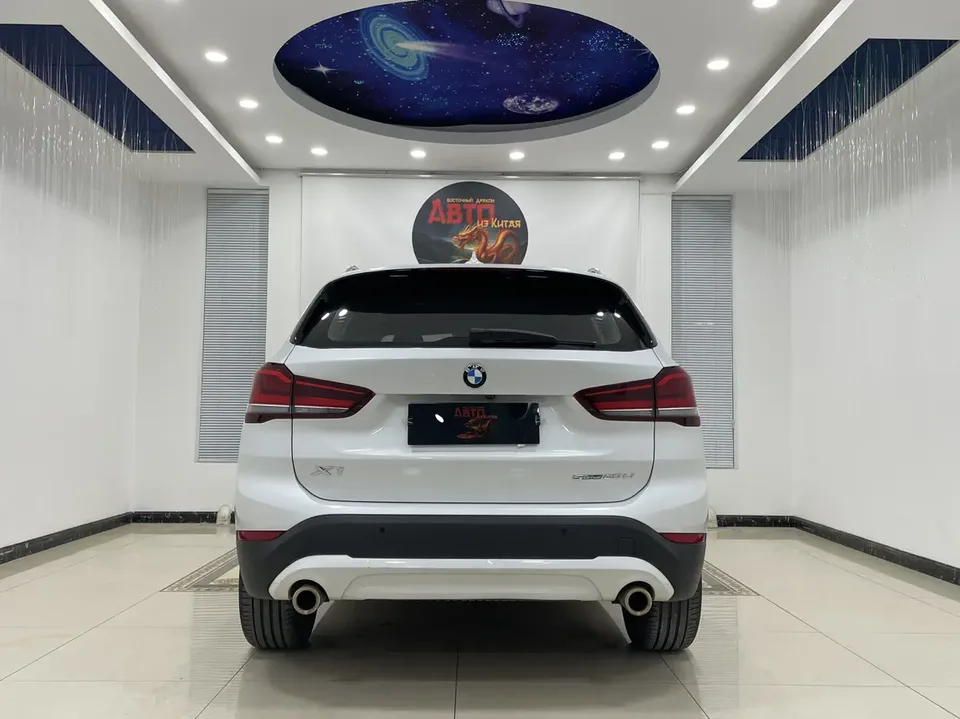 BMW X1 X1 2021 facelift sDrive20Li Fashion model 2022 — миниатюра 2