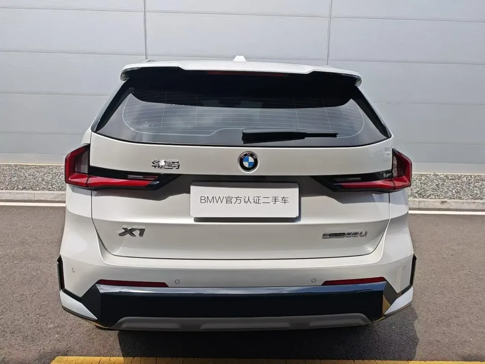 BMW X1 BMW X1 2025 sDrive25Li X Design Package 2025 — thumbnail 4