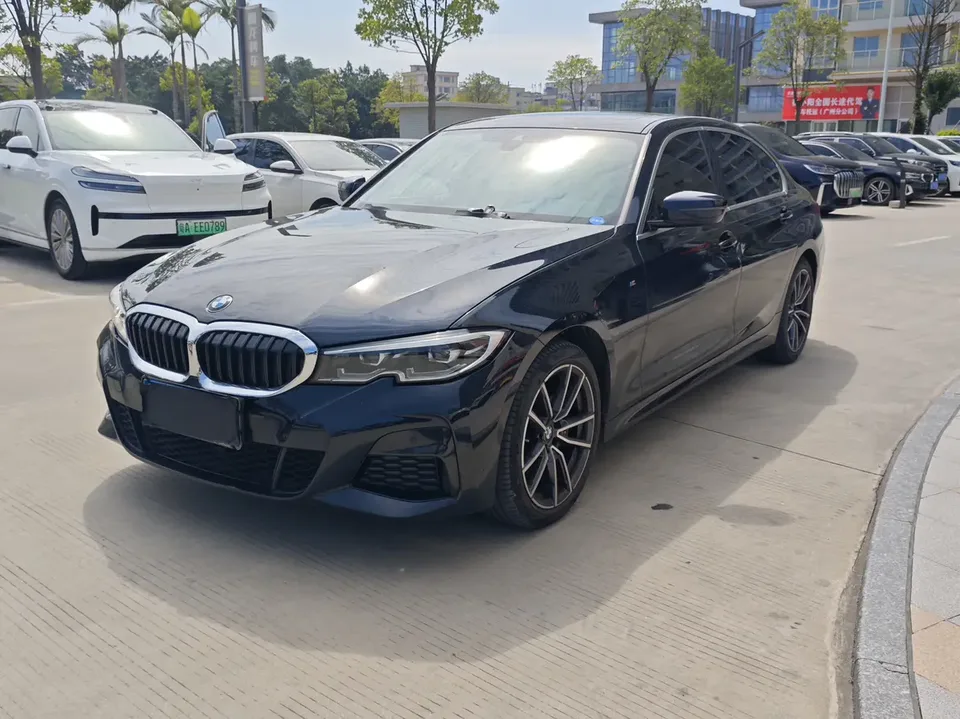 BMW 3 Series 2022