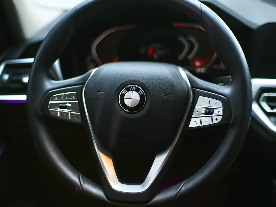 BMW 3 Series BMW 3 Series 2022 320i Sport Package 2022 — миниатюра 3