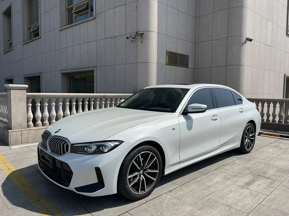 BMW 3 Series 2023