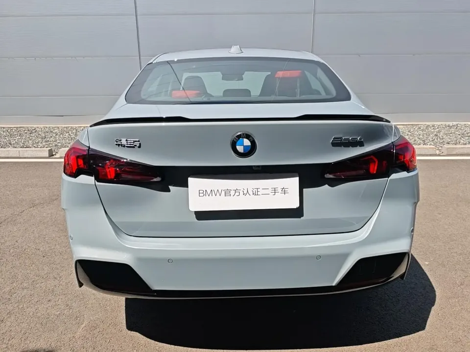 BMW 2 Series 225L M Sport Night Edition 2025 — миниатюра 4