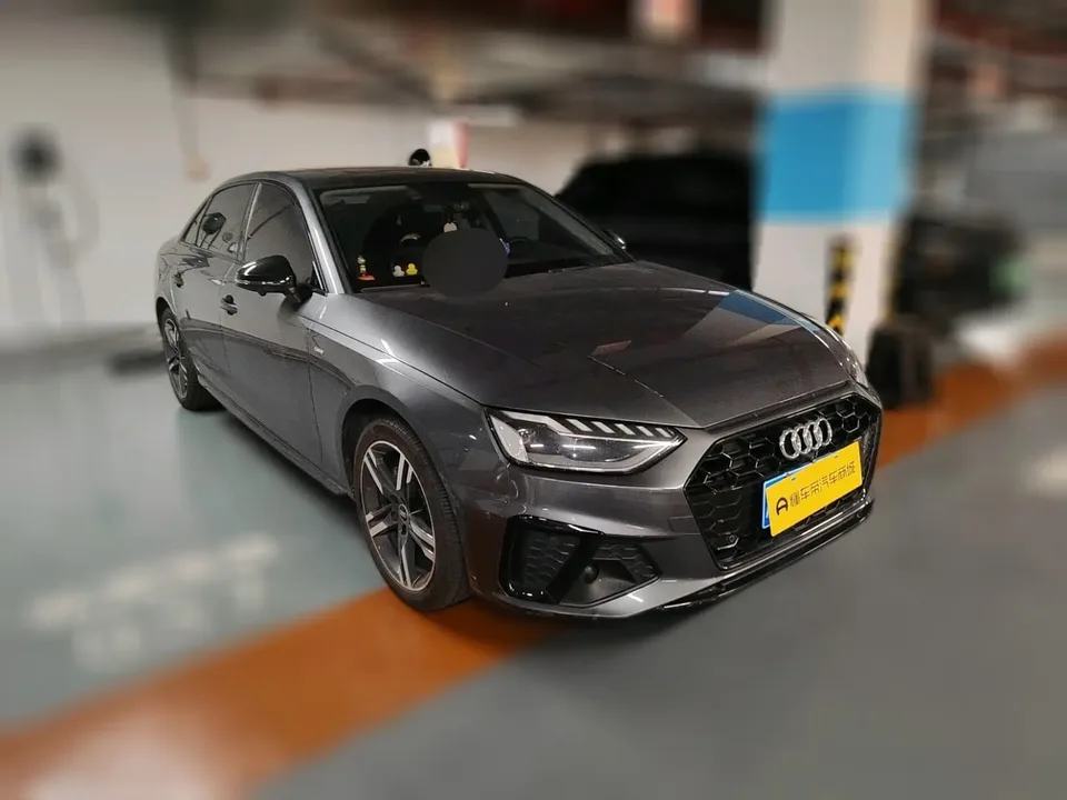Audi a4 l Audi A4L 2022 40 TFSI luxury and dynamic model 2022 — миниатюра 3