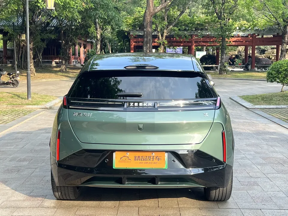 Zeekr X four-seat rear-wheel drive version 2024 — миниатюра 2
