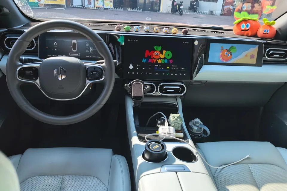 Leapmotor Zero running C01 Extended Range 316 Comfort Edition 2023 — миниатюра 4