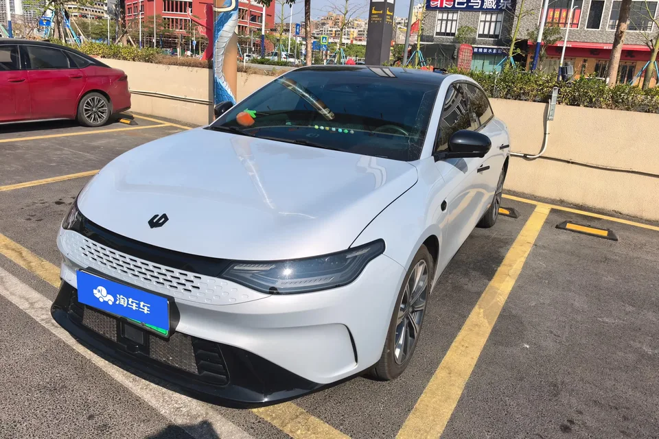 Leapmotor Zero running C01 2023