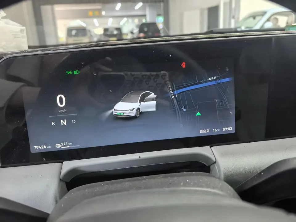 Leapmotor Zero running C01 Pure Electric 625 Premium Edition 2024 — миниатюра 3