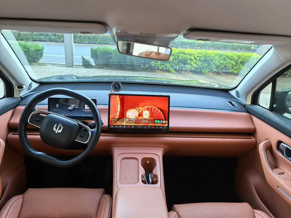 Leapmotor Zero running C10 Extended Range 210 Comfort Edition 2024 — миниатюра 5