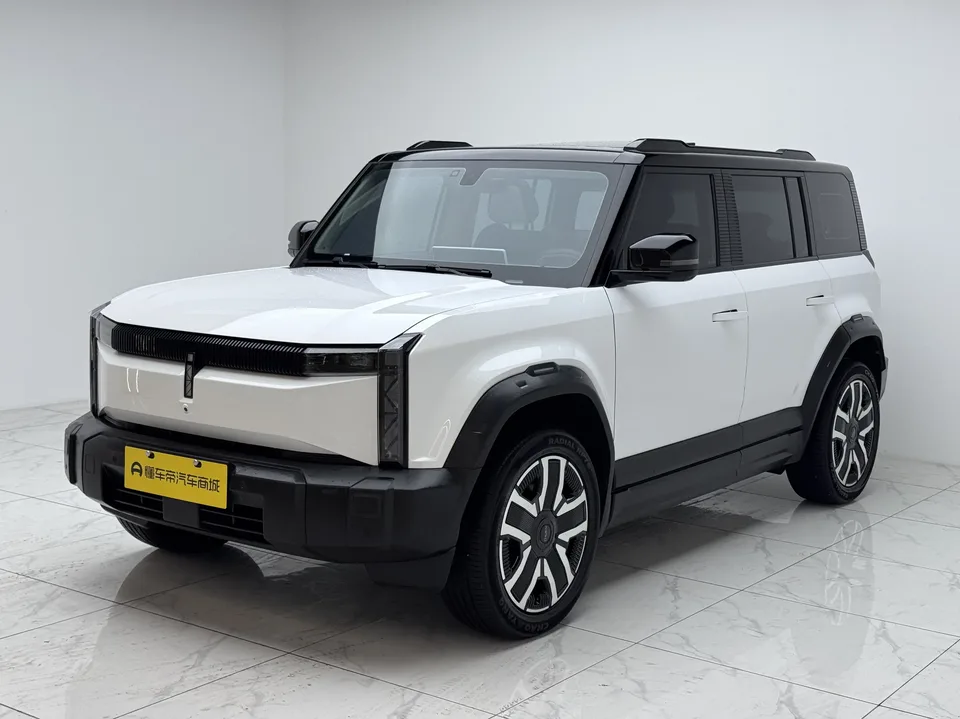 iCAR 03 four-wheel drive long-range version 2024 — фото 1, купить с доставкой в Москву