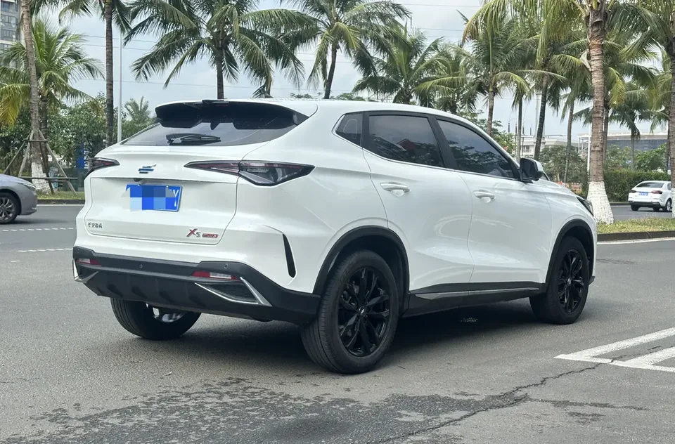 Oshan Changan Auchan X5 PLUS Changan Auchan X5 PLUS 2023 1.5T DCT Excellent Type 2024 — миниатюра 2