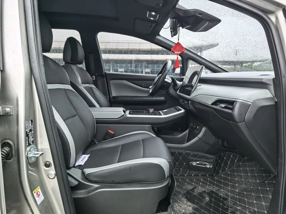 HYCAN Hechuang Z03 510 Cool Edition 63.98kWh 2022 — миниатюра 3