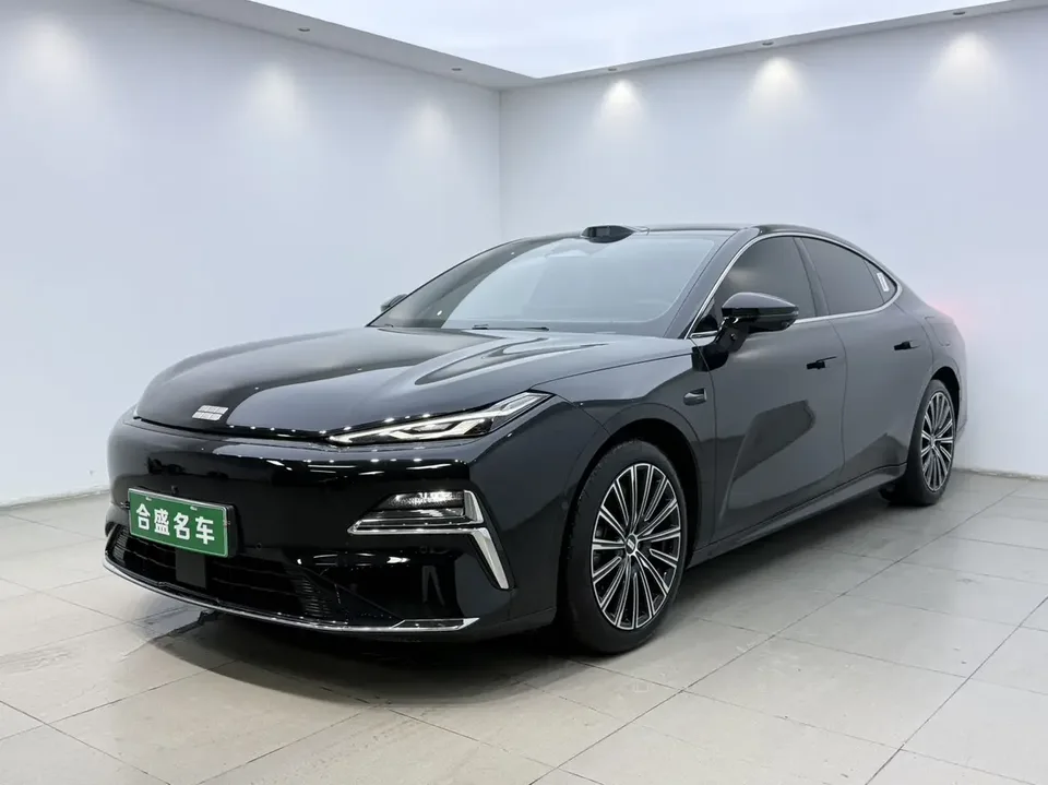 Geely Galaxy Star 8 PHEV 2025