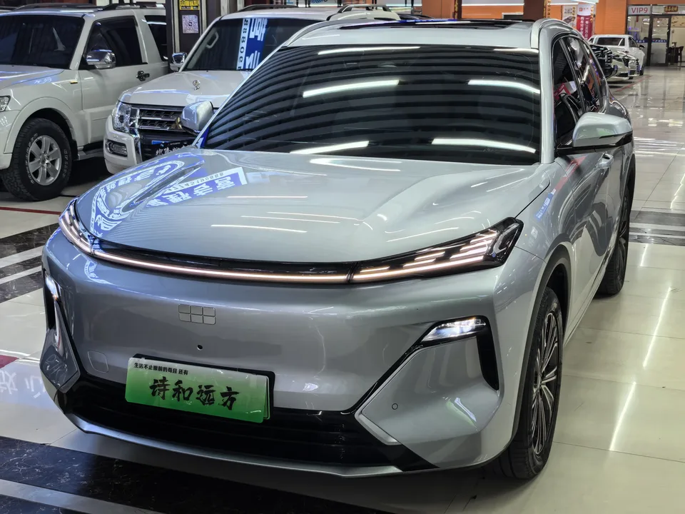 Geely Galaxy Starship 7 EM-i 2025