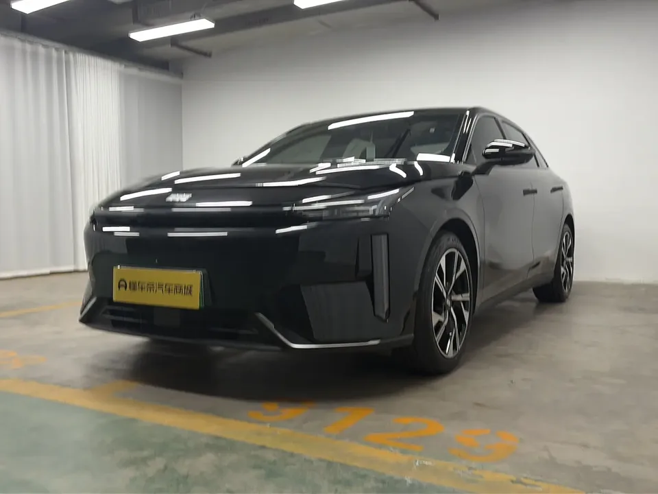 Geely Galaxy L6 2025