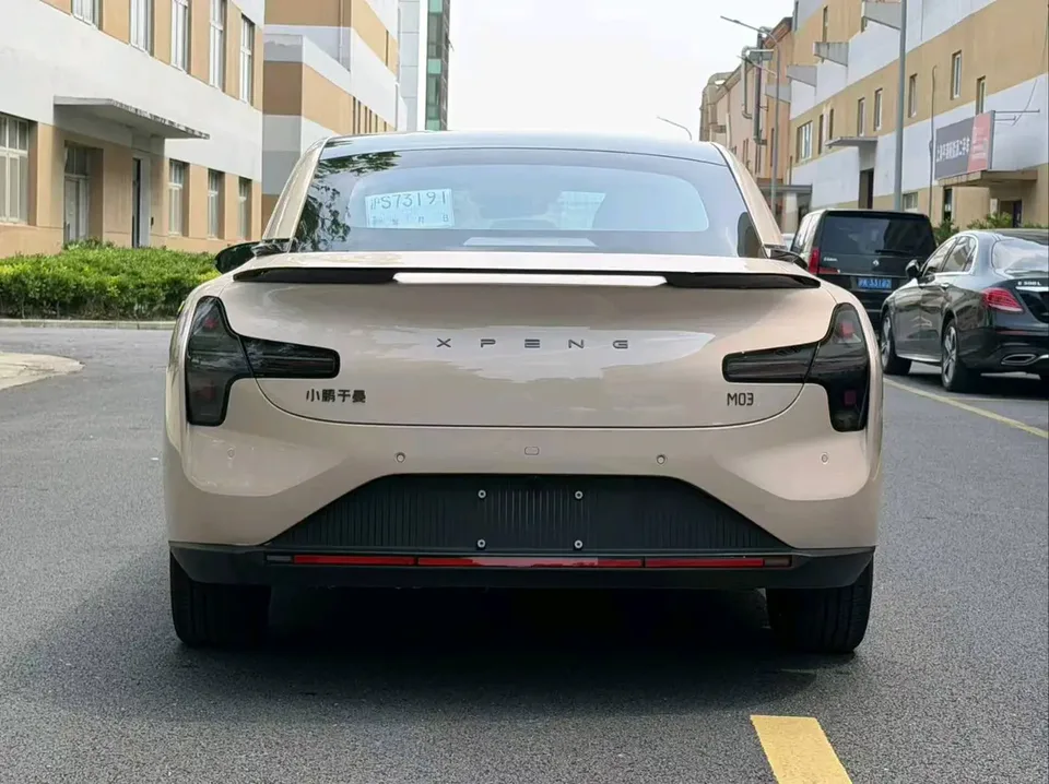 XPeng Xiaopeng MONA M03 600 Ultra-long-range Max version 2025 — миниатюра 2