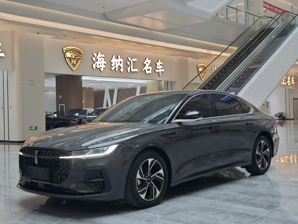Lincoln Z 2023