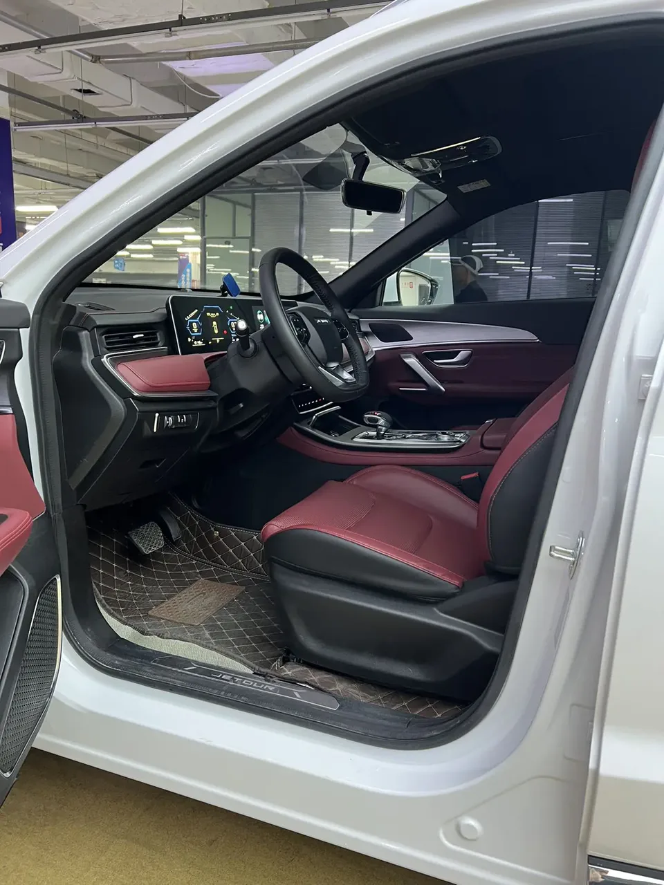 Jetour Jietu X70 PLUS JETOUR X70 PLUS 2021 1.5T DCT 5-seater 2022 — миниатюра 5