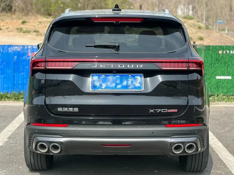 Jetour Jietu X70 PLUS Champion Edition 1.5T DCT Champion MAX+ 5 Seaters 2025 — миниатюра 2