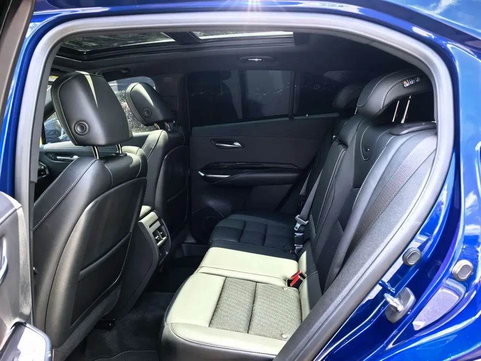 Cadillac XT4 Cadillac XT4 2024 25T 2WD Fashion Edition 2025 — миниатюра 3