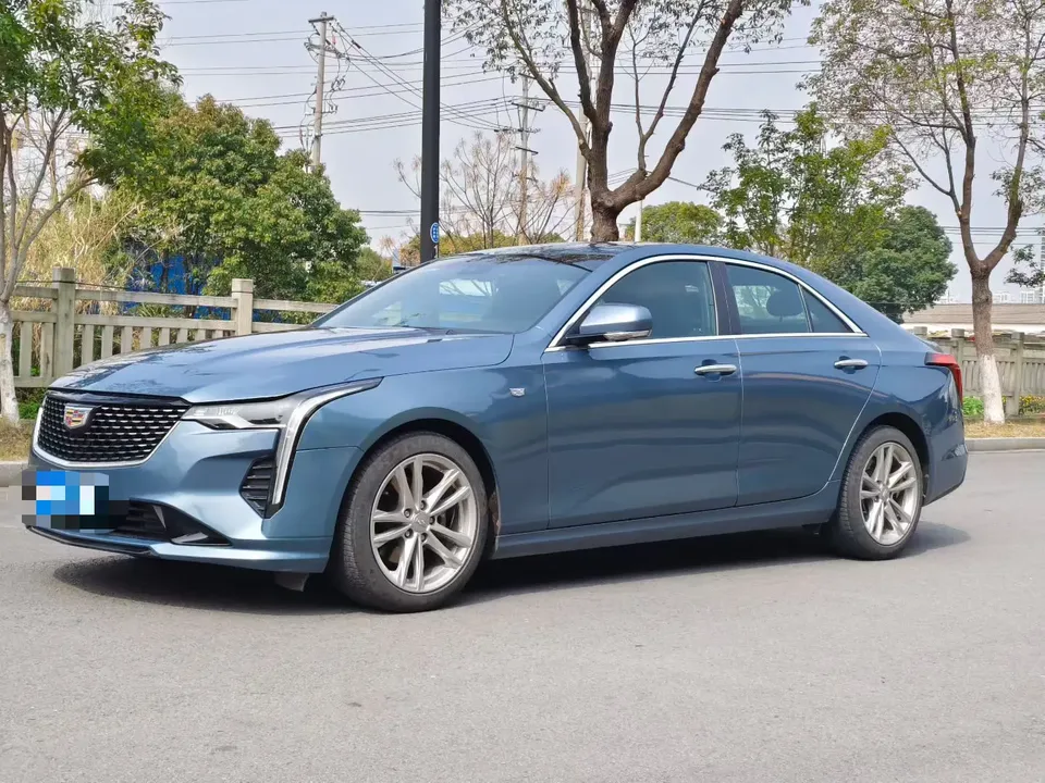 Cadillac CT4 2023