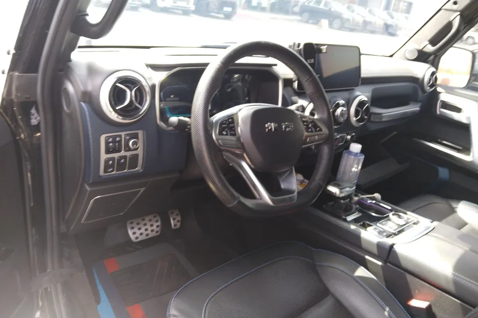 BAIC Beijing Off-road BJ40 Beijing Off-road BJ40 2023 2.0T Automatic 4WD City Hunter Edition Supreme Edition 2022 — миниатюра 4