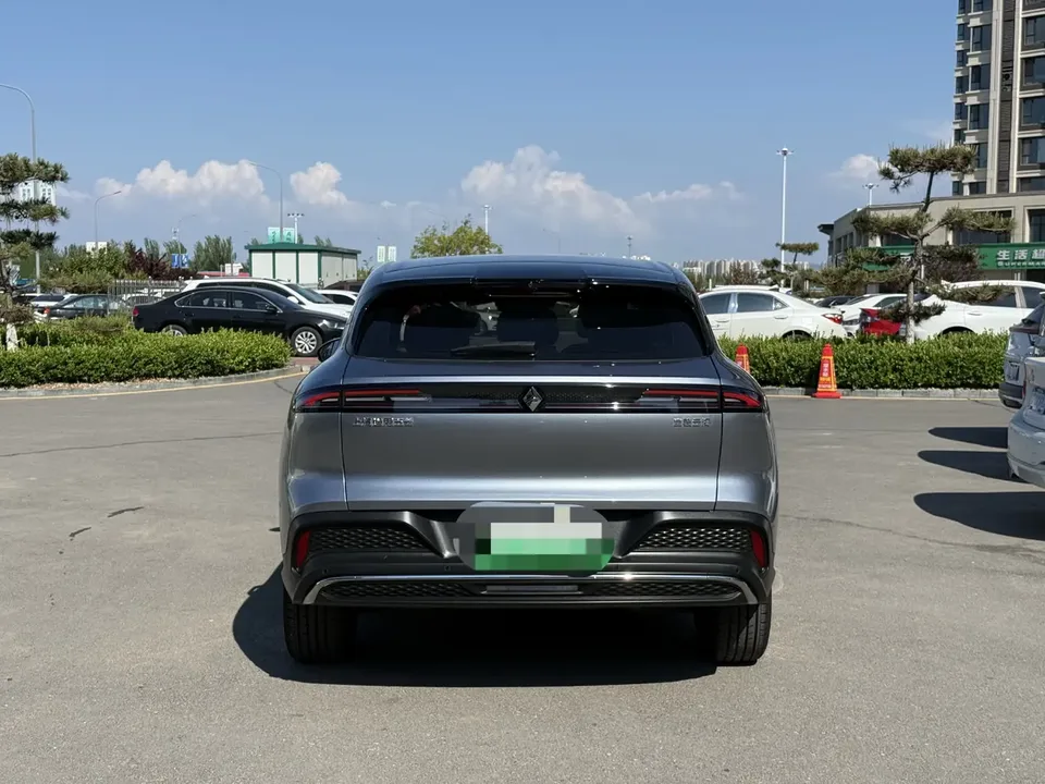 Baojun Yunhai EV 500km pure electric version 2025 — миниатюра 2