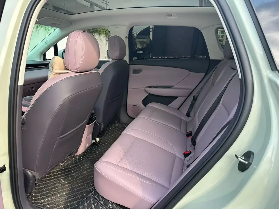 Hongqi Red Flag Tiangong 06 520 Smart Edition 2025 — миниатюра 3
